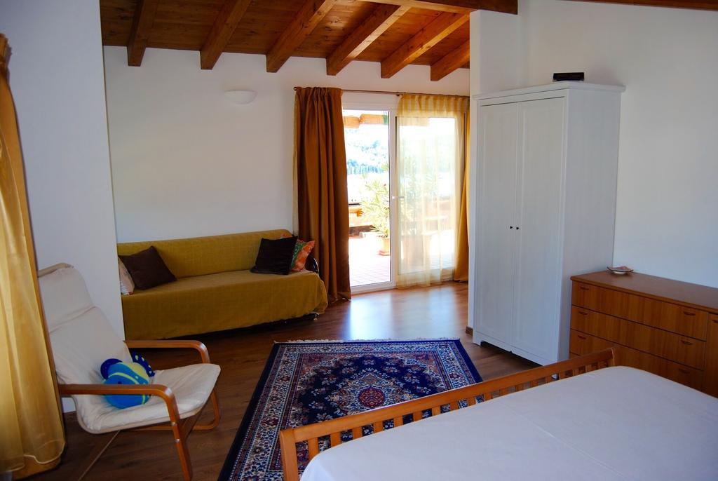 Ai Colli B&B Salò Chambre photo